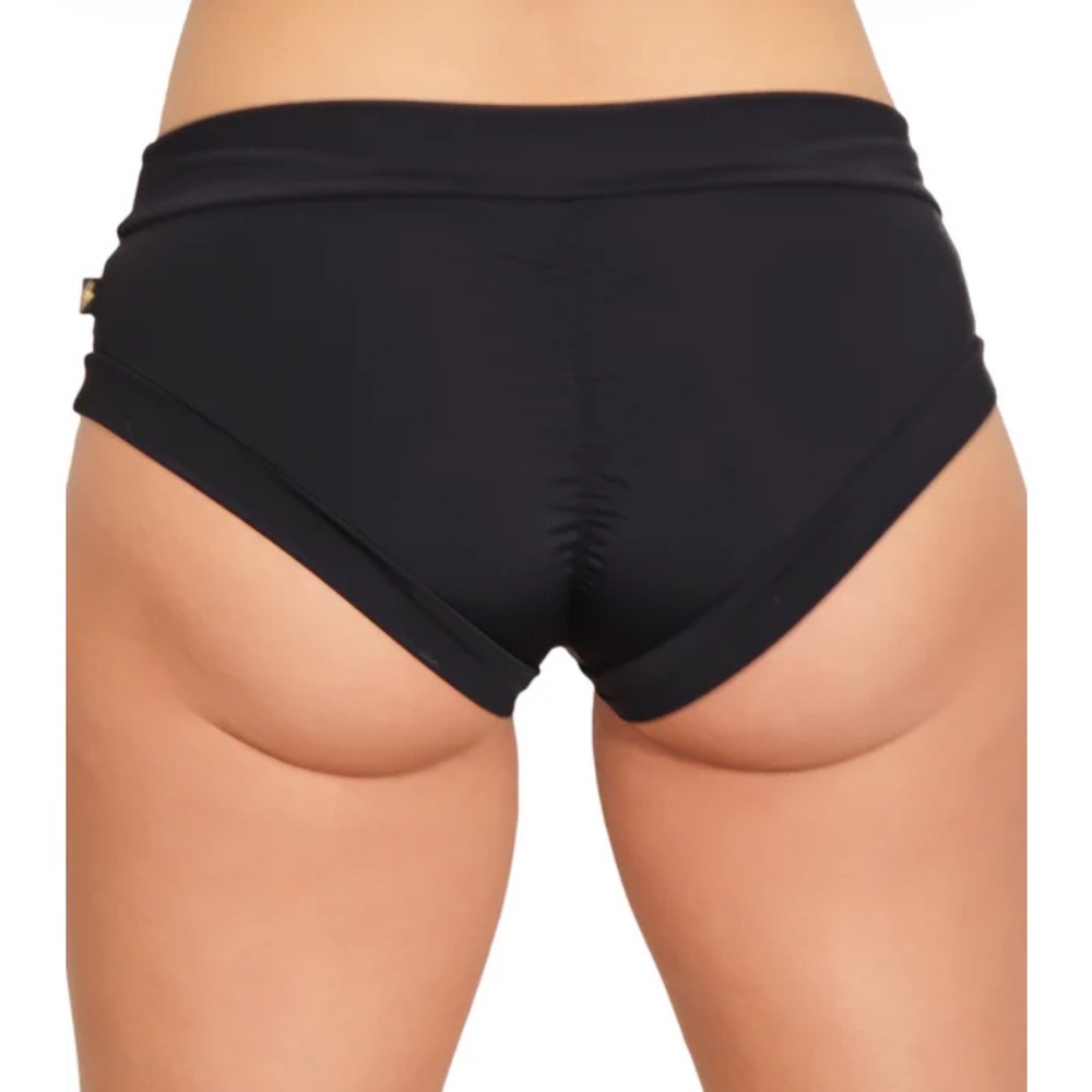 Cleo the hurricane pole bottoms hot pants
